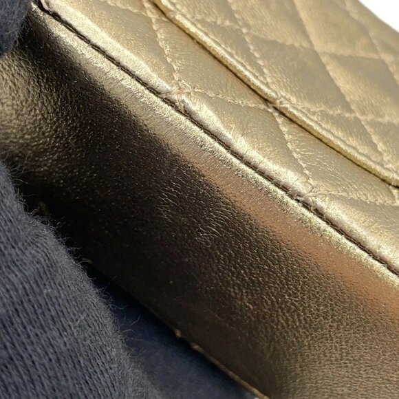 CHANEL Mini Mini Matelasse Bag Charm Lambskin Gold - Picture 7 of 16